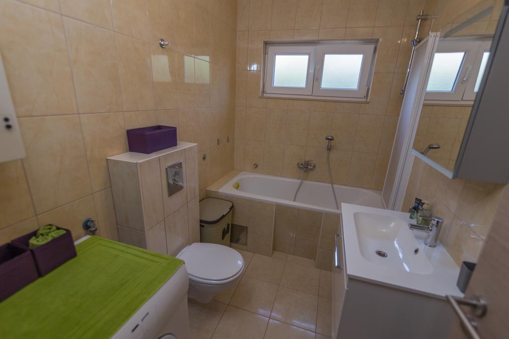 Villa Laura Donji Proložac Eksteriør billede