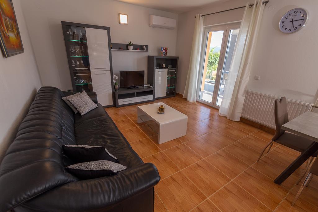 Villa Laura Donji Proložac Eksteriør billede